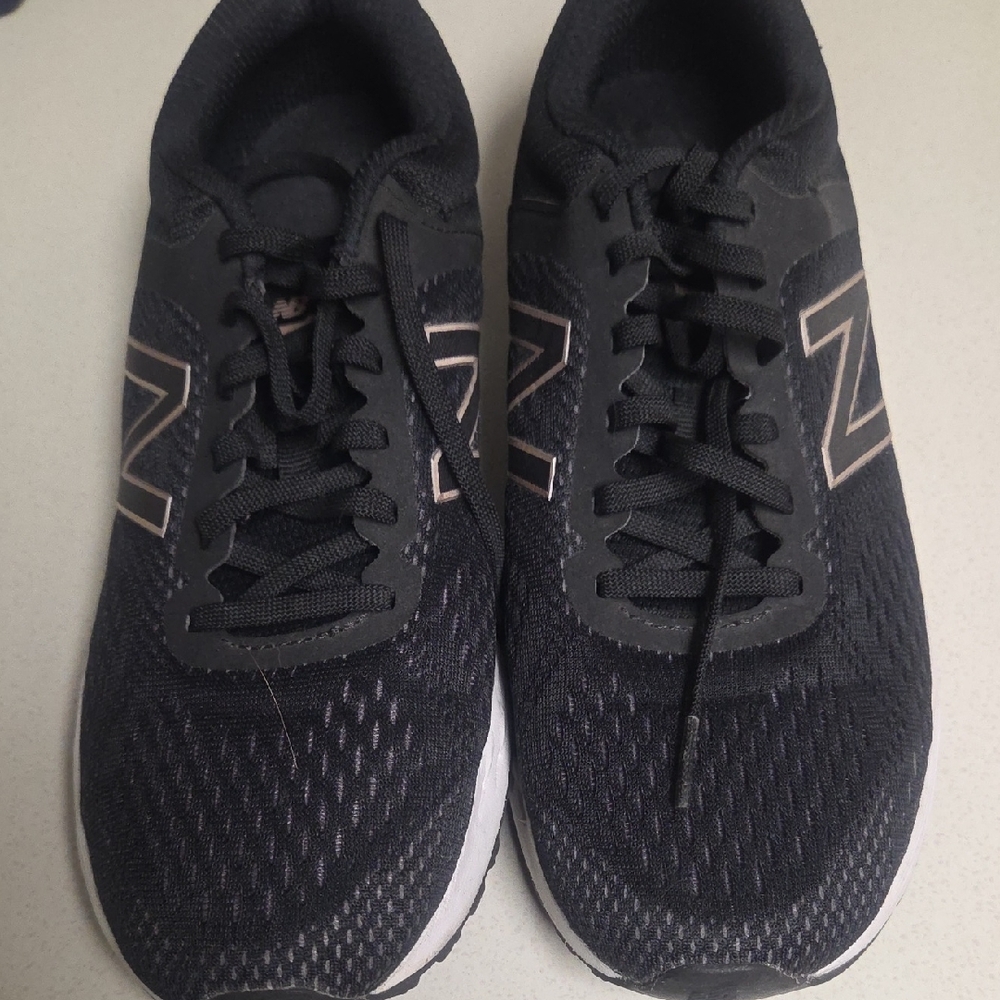 New Balance Black and White Women's Shoes
